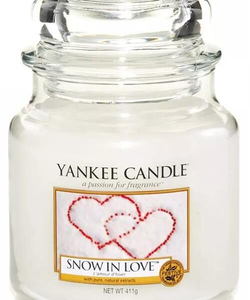 Yankee Candle Snow In Love Medium Jar Retail Box No
